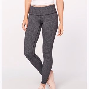 Lululemon Wunder Under Knit Tight